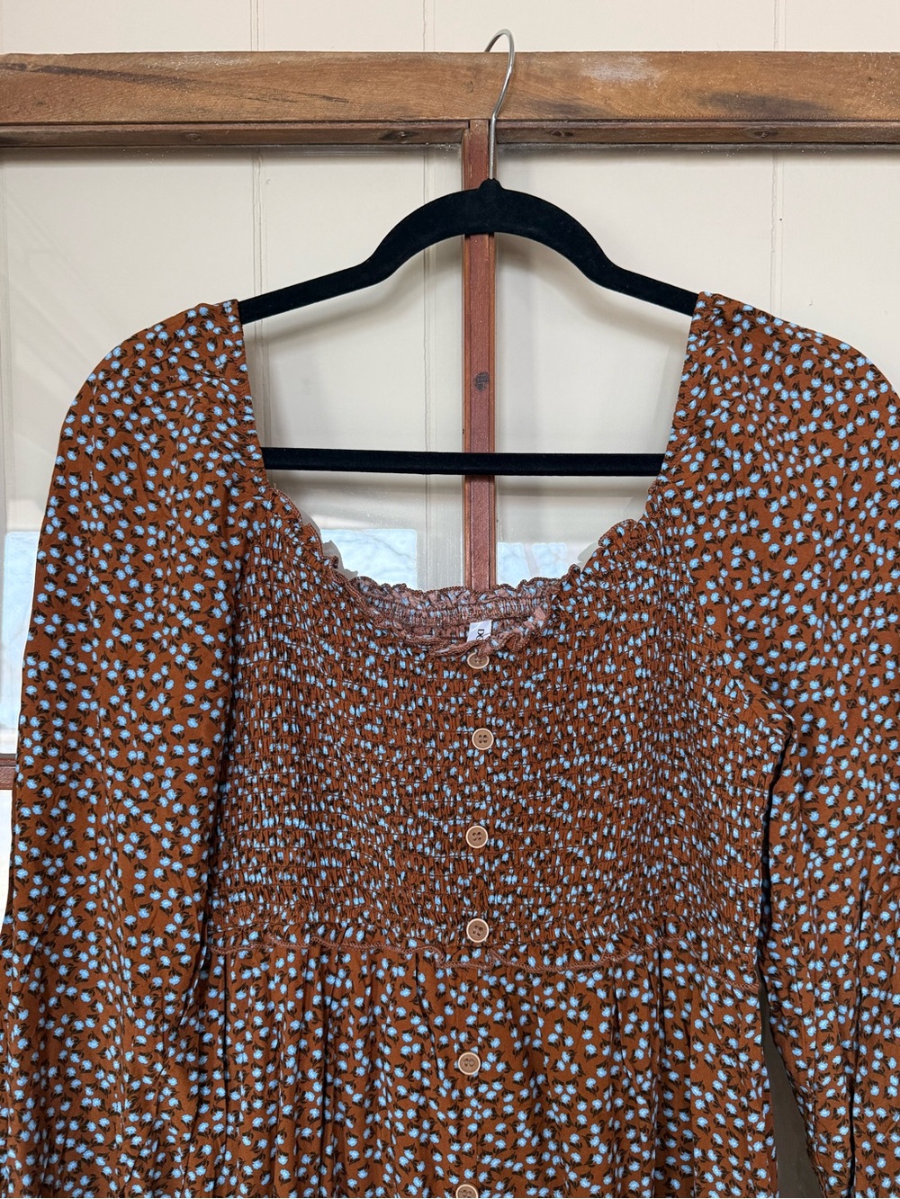 Dokotoo NWOT Brown Floral Smocked Long-sleeve Maxi Dress Boho Flowy - Medium - Picture 4 of 8